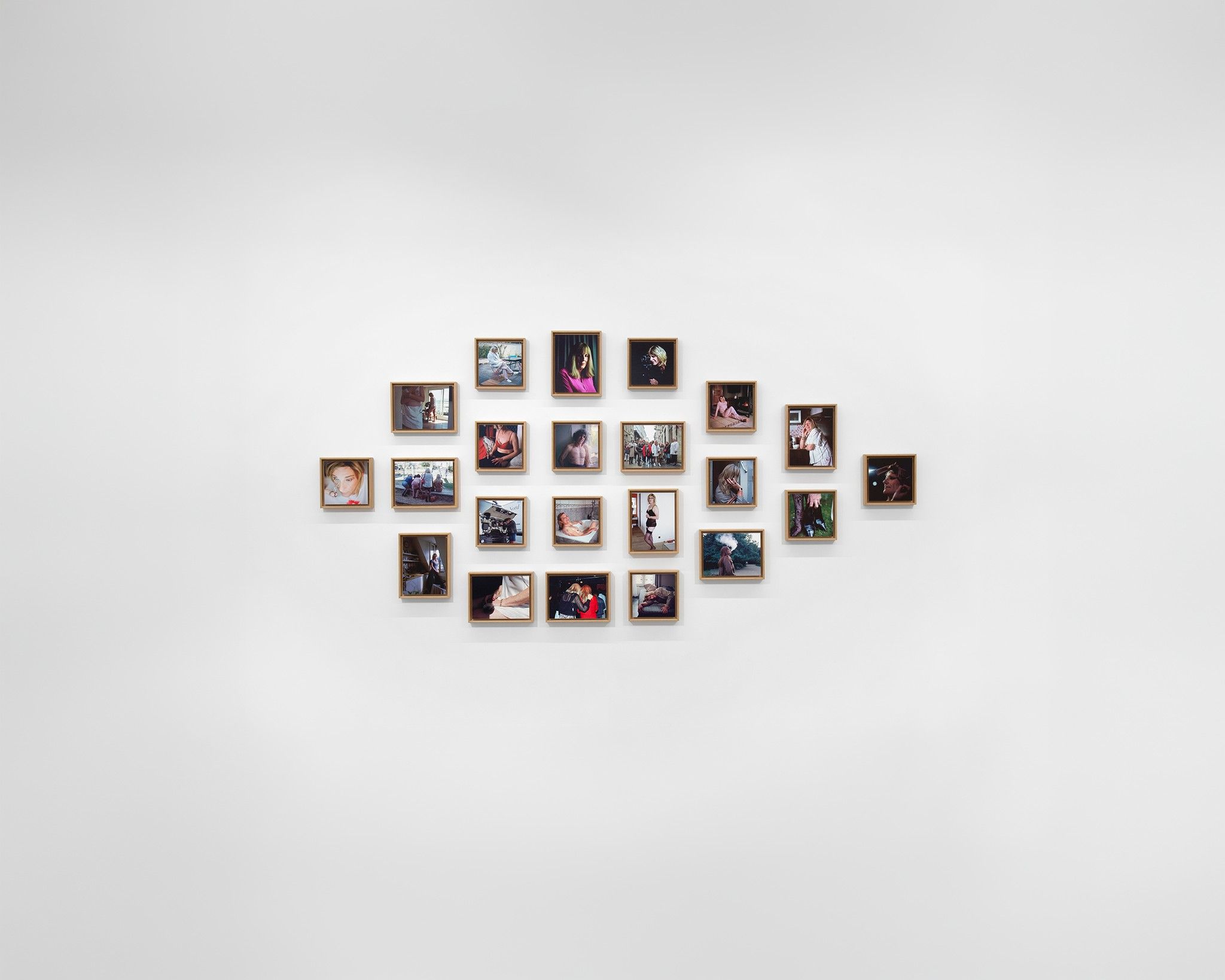 Zoé Bernardi, I Wanna Be Loved by You at Mennour, photo 3