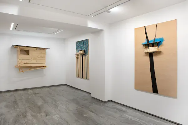 Tadashi Kawamata, Meubler at Mennour, photo 15