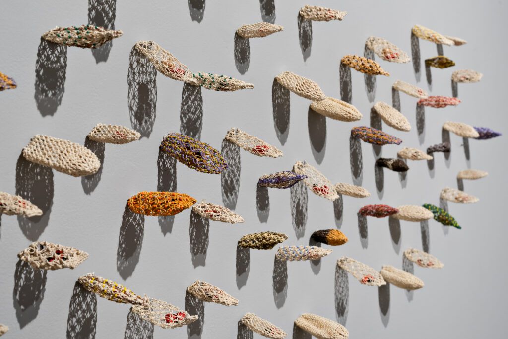 Makeshift Memorials, Small Revolutions, Makeshift Memorials, Small Revolutions at Kadist, photo 7