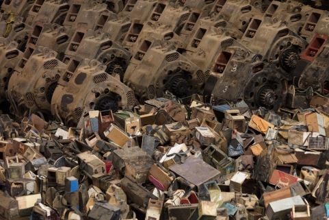 Ibrahim Mahama, Fragments at White Cube, photo 2