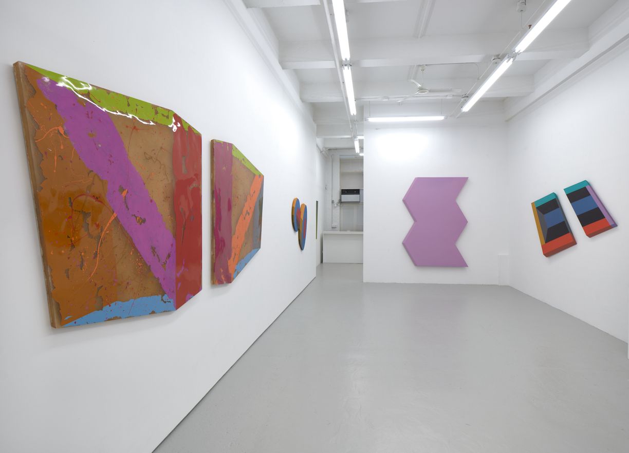 Ronald Davis, Paintings: 1960s Through 2010 at David Richard Gallery, photo 6