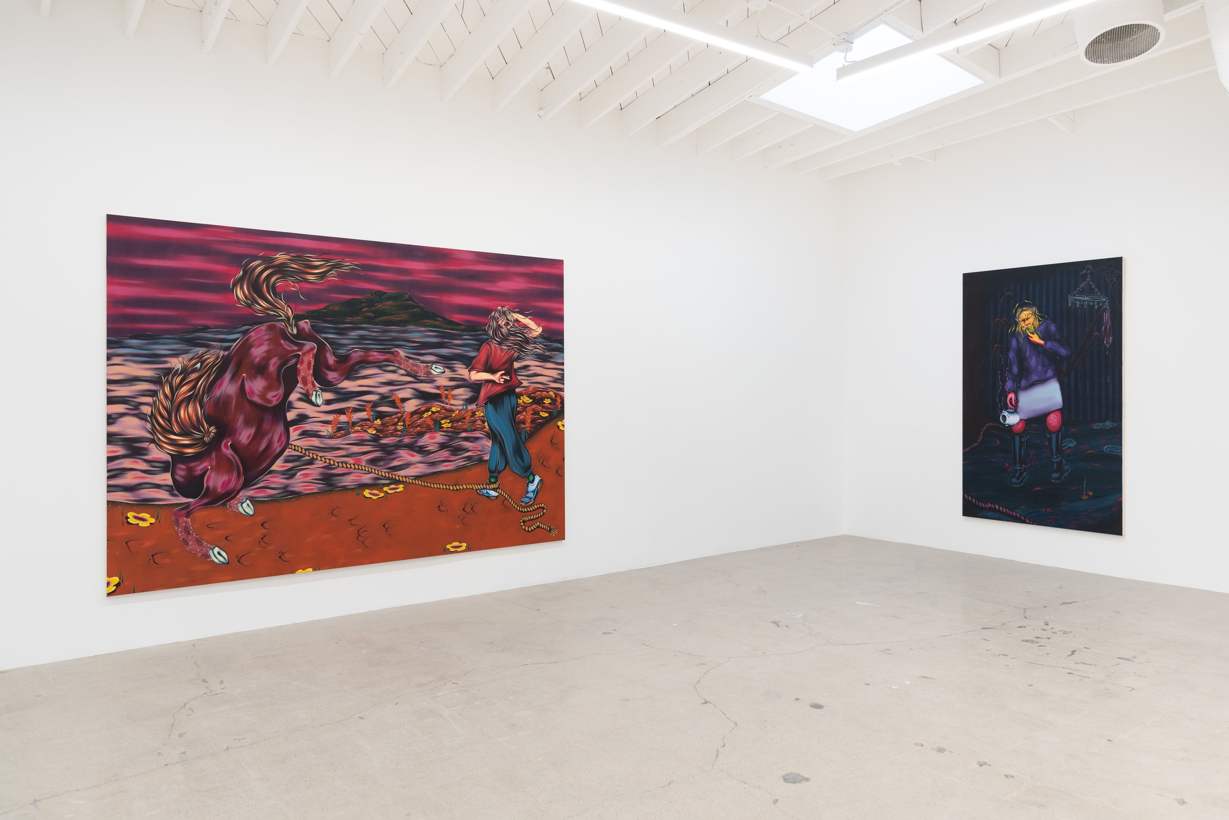 Zoé Blue M., Sea Swallow at Anat Ebgi, photo 2