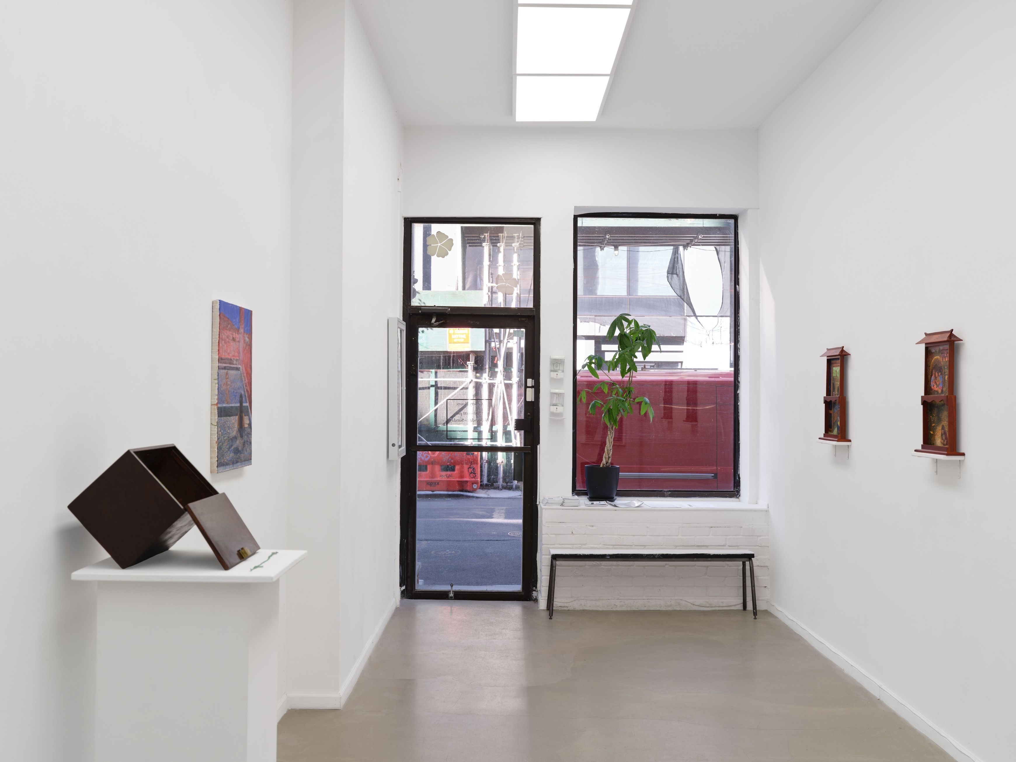 Miyeon Yi, Holding on to Gravity at Long Story Short, photo 9