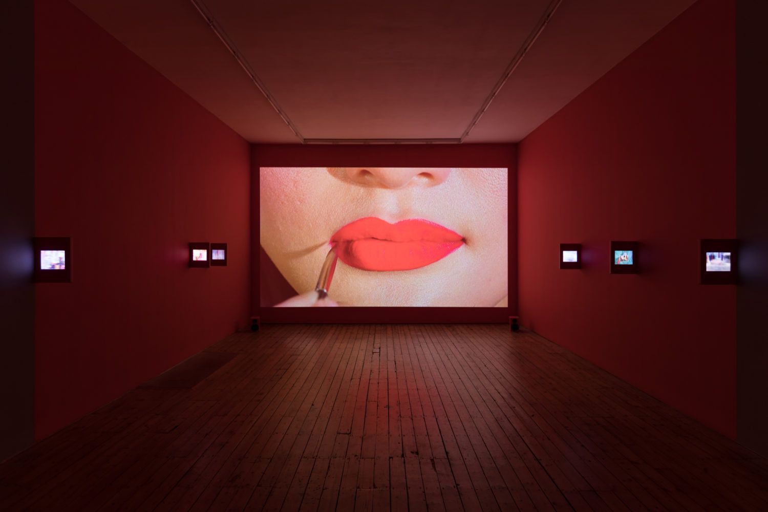 Sara Cwynar, Marilyn at The Approach, photo 3