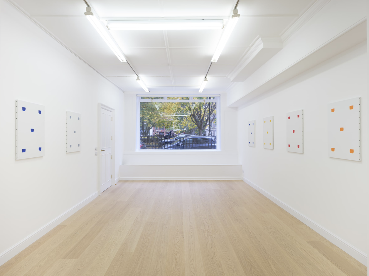 Niele Toroni, Niele Toroni at Marian Goodman Projects, photo 6