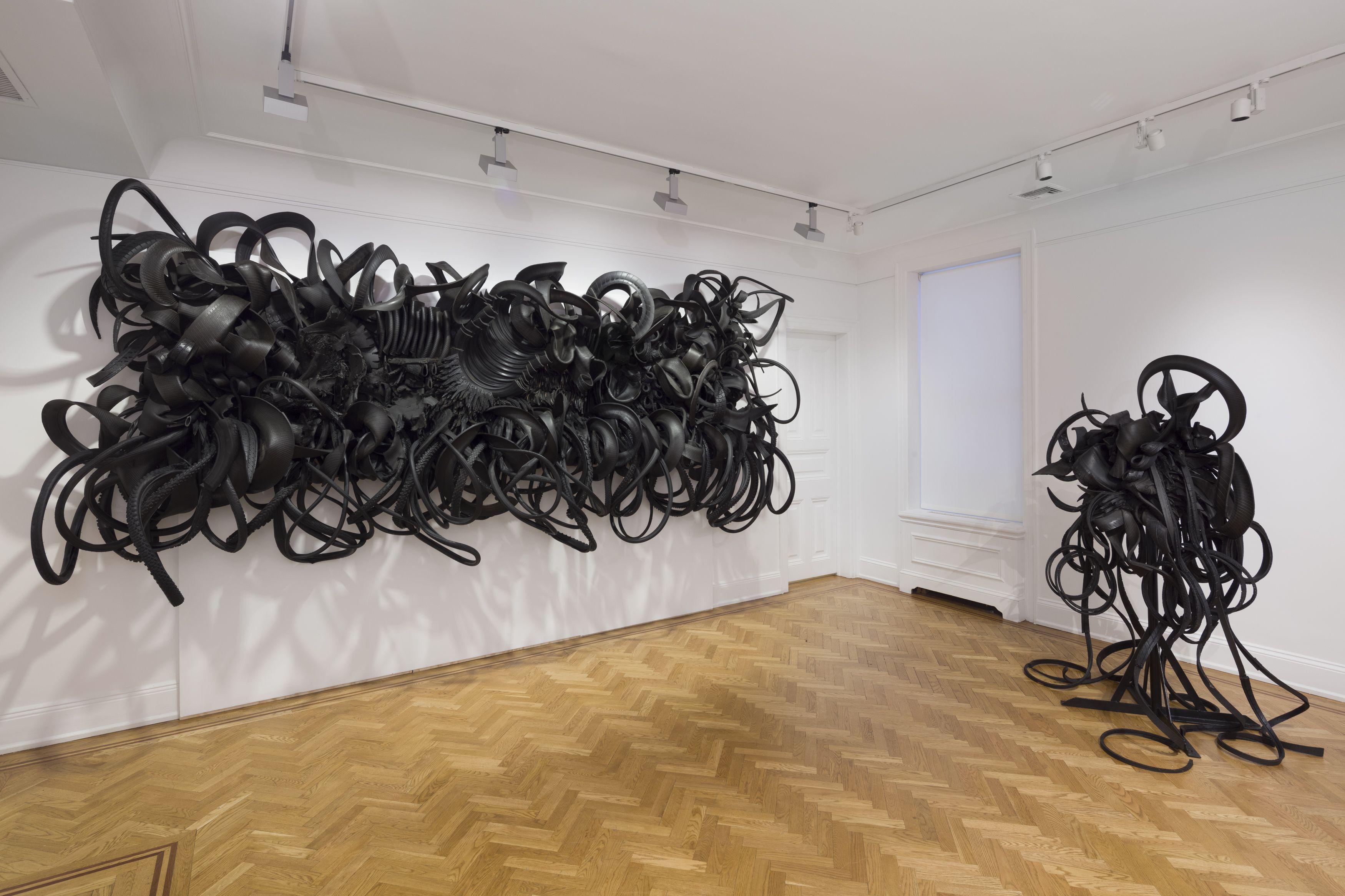 Chakaia Booker, Empty Seat at David Nolan, photo 2