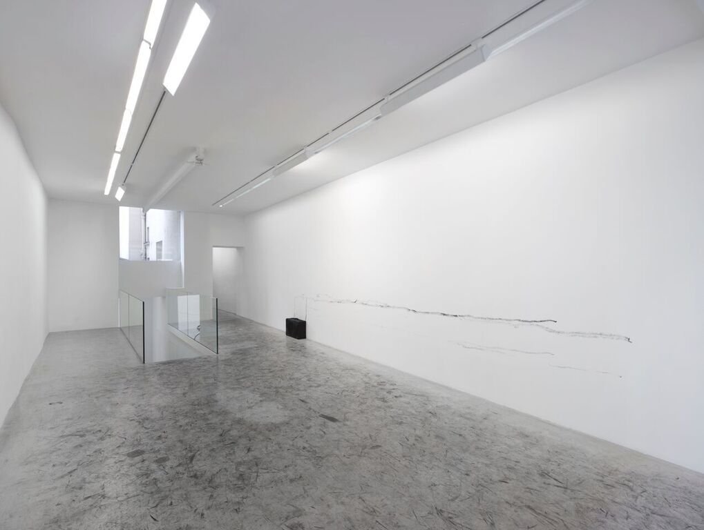Robin Rhode, Force Of Circumstance at Mennour, photo 2