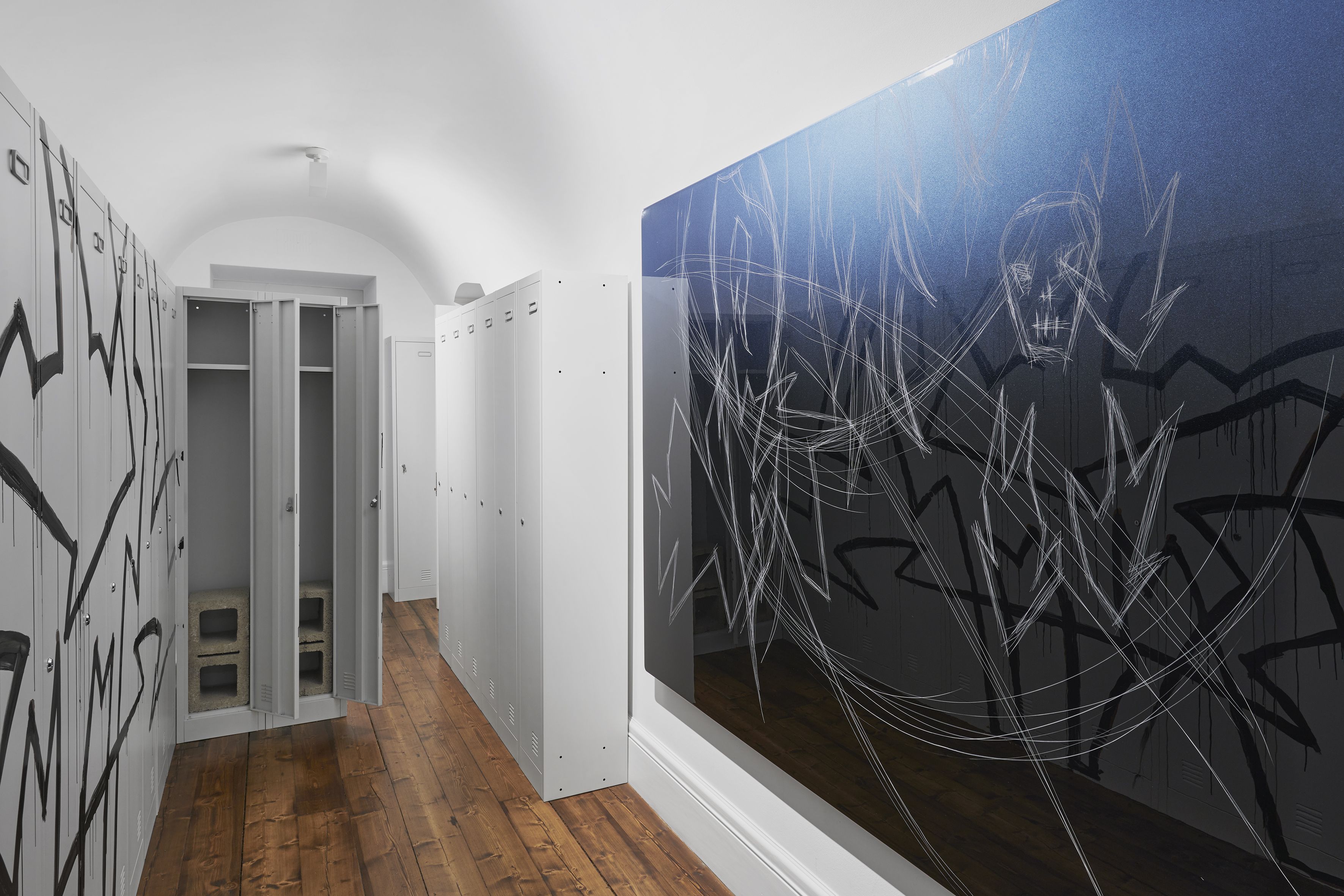 Anne Imhof, Avatar II at Sprüth Magers, photo 9