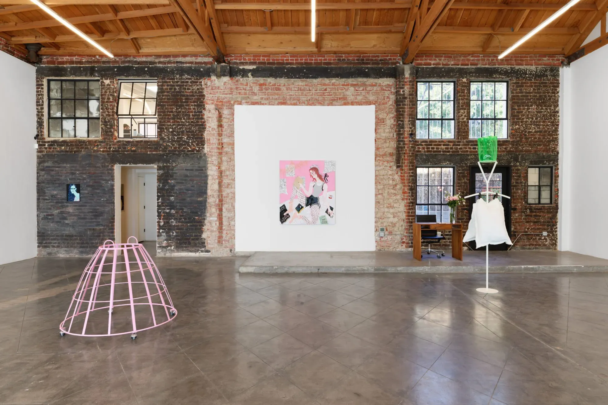 Constance Tenvik, Aloof Periwigs at Anat Ebgi, photo 10