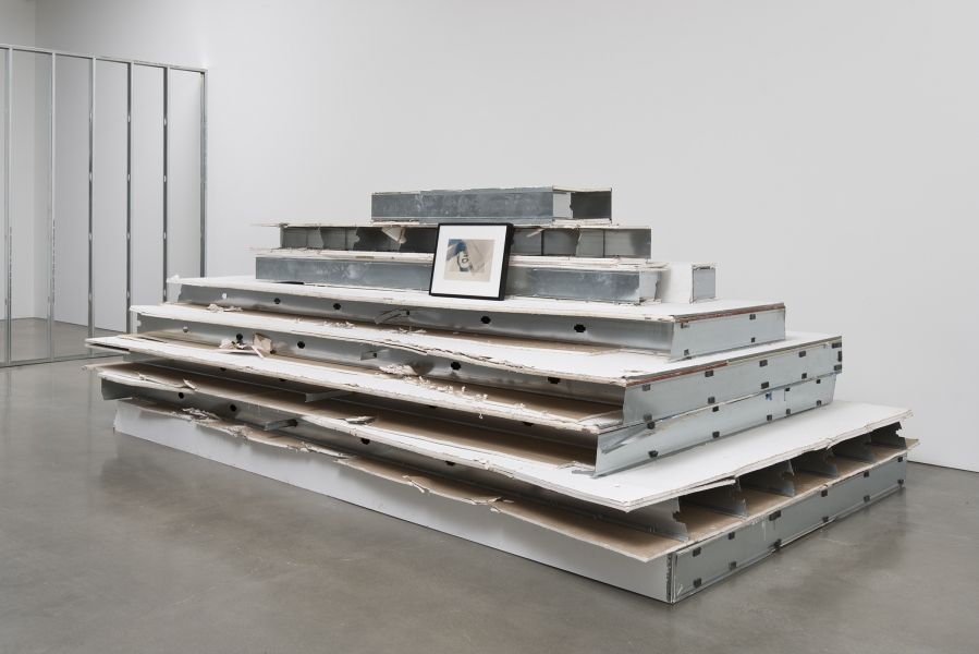 Rachel Harrison, Three Young Framers at Regen Projects, photo 6