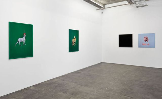 Sarah Charlesworth, Objects of Desire 1983 – 1988 at Maccarone, photo 5