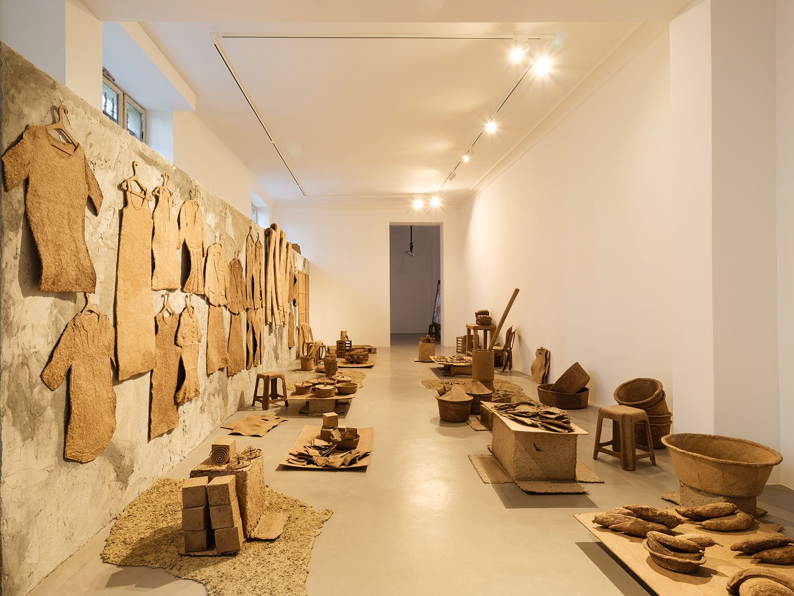 Sandra Poulson, Dust as an Accidental Gift at ChertLüdde, photo 8