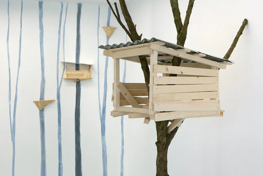 Tadashi Kawamata, Meubler at Mennour, photo 3
