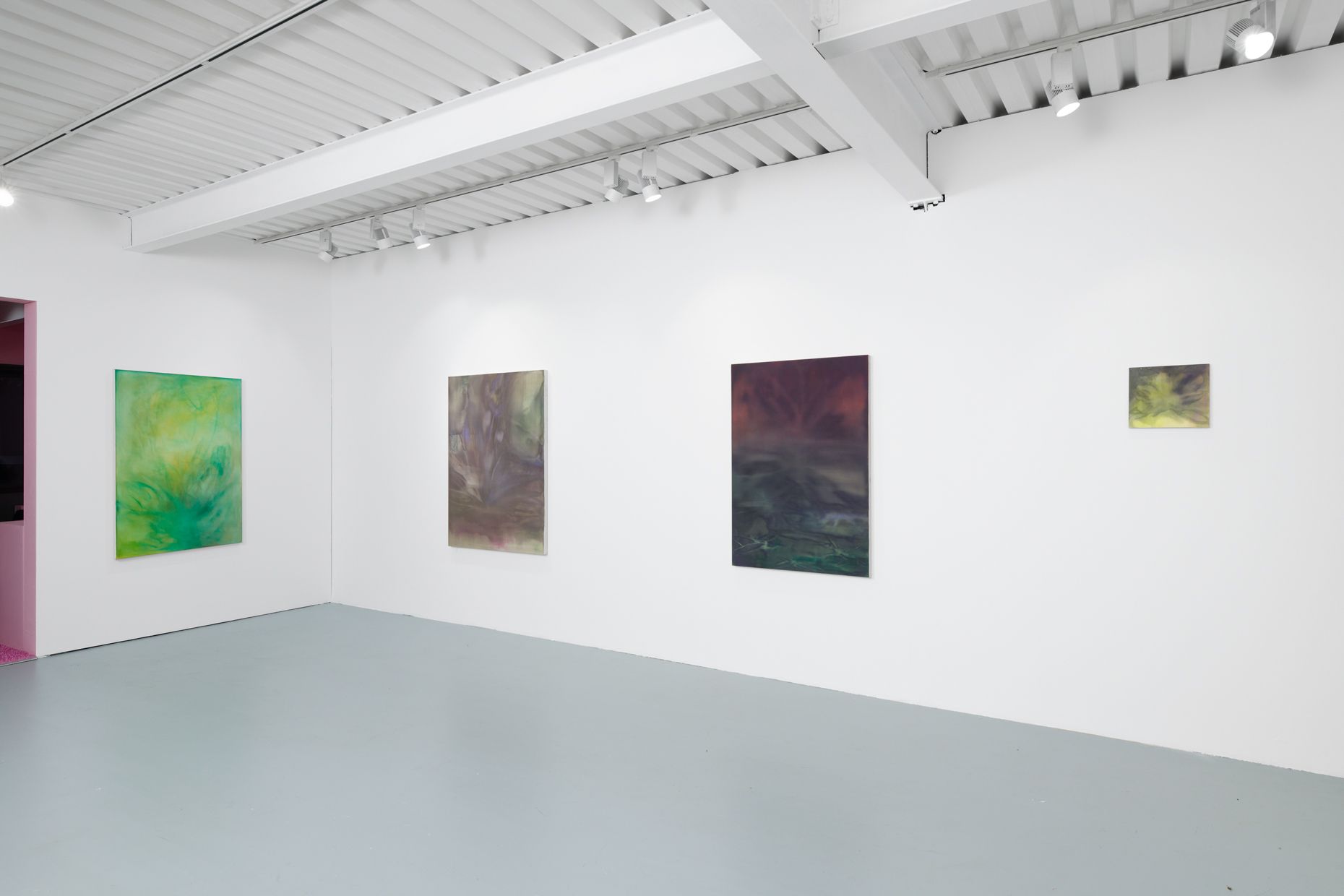 Mia Vallance, Painting for a Short Future at Superzoom, photo 4