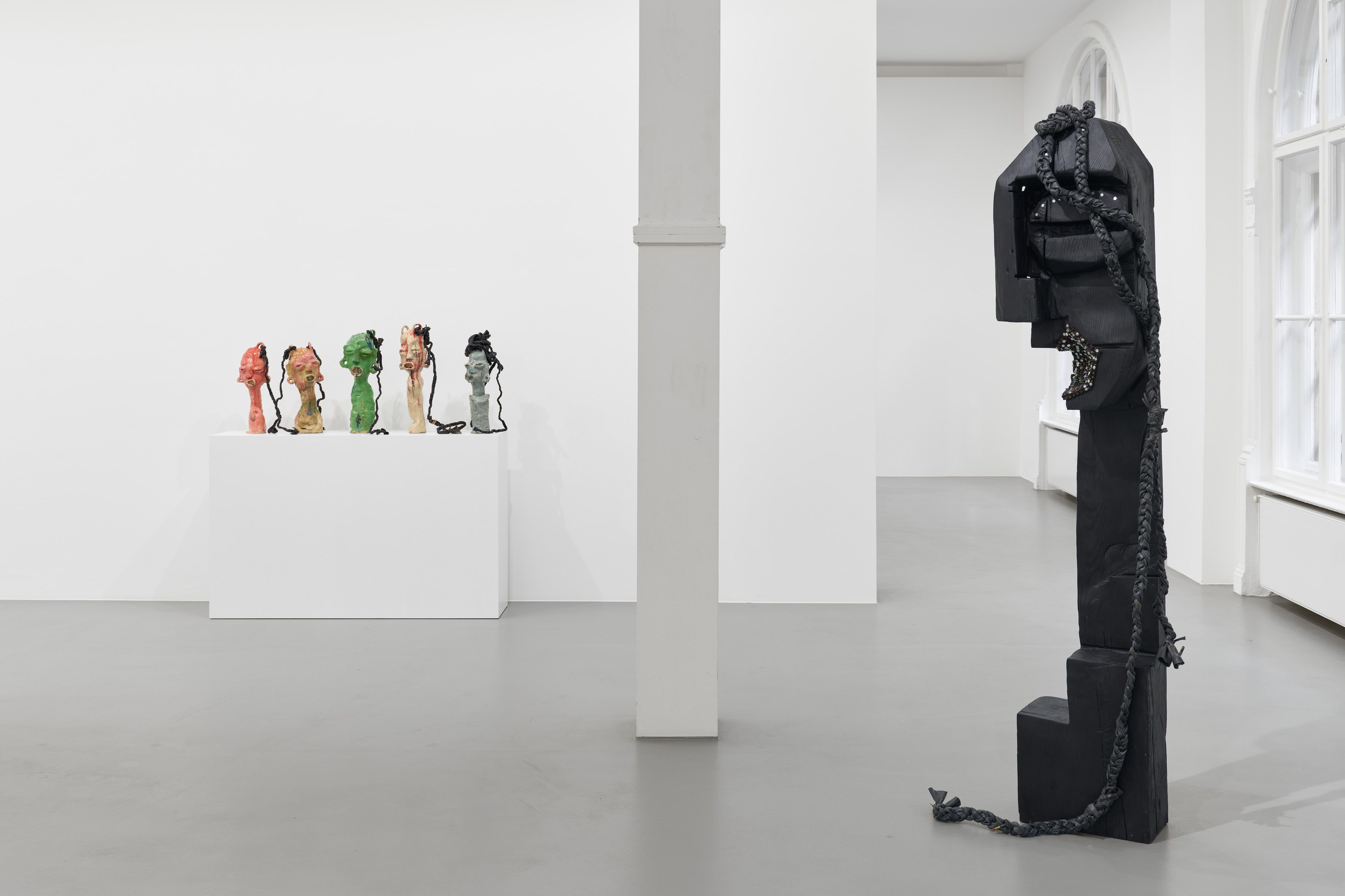 Leilah Babirye, Ekimyula Ekijjankunene (The Gorgeous Grotesque / Die Prachtige Groteske) at Max Hetzler, photo 6