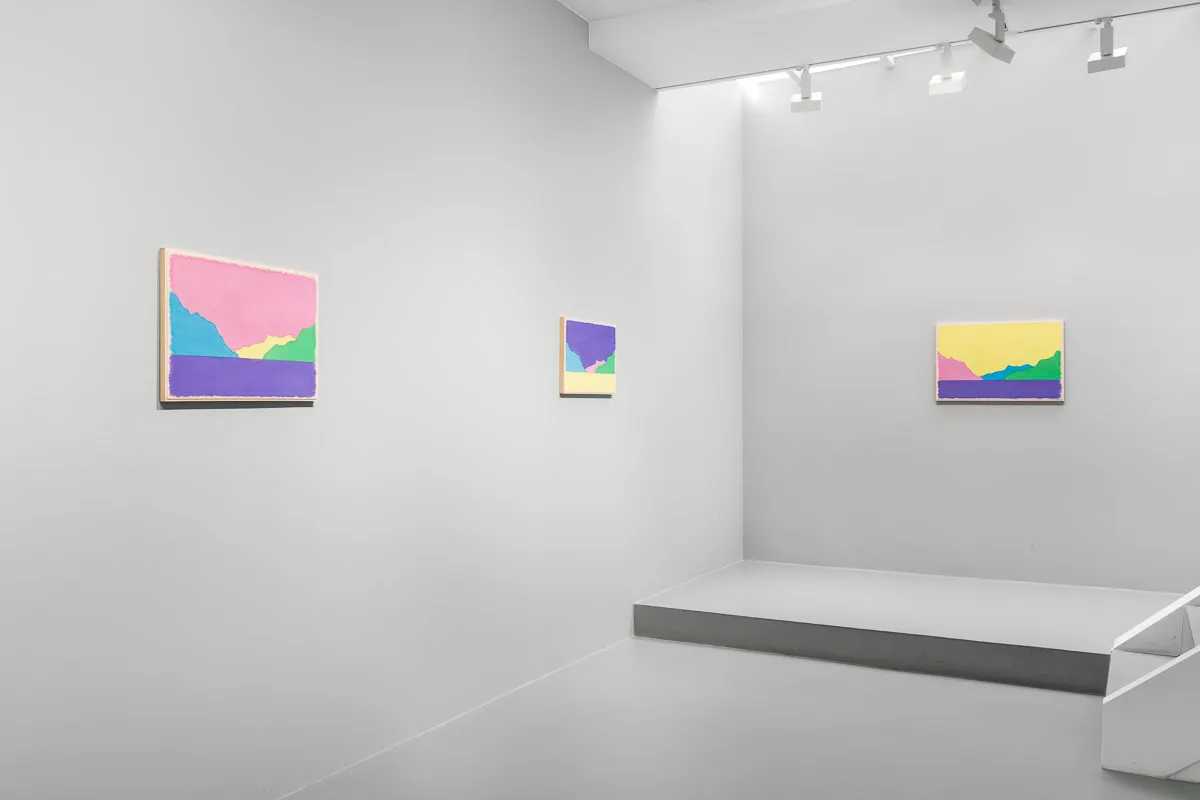 Ugo Rondinone, In Beauty Bright at Gladstone, photo 5