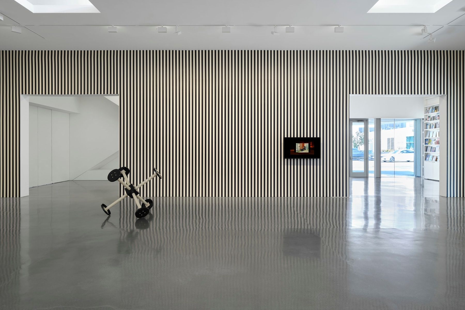 Sable Elyse Smith, Fair Grounds at Regen Projects, photo 7