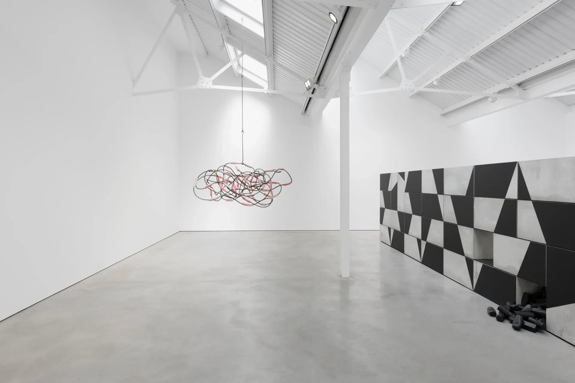 Eva Rothschild, Eva Rothschild at Modern Art, photo 3