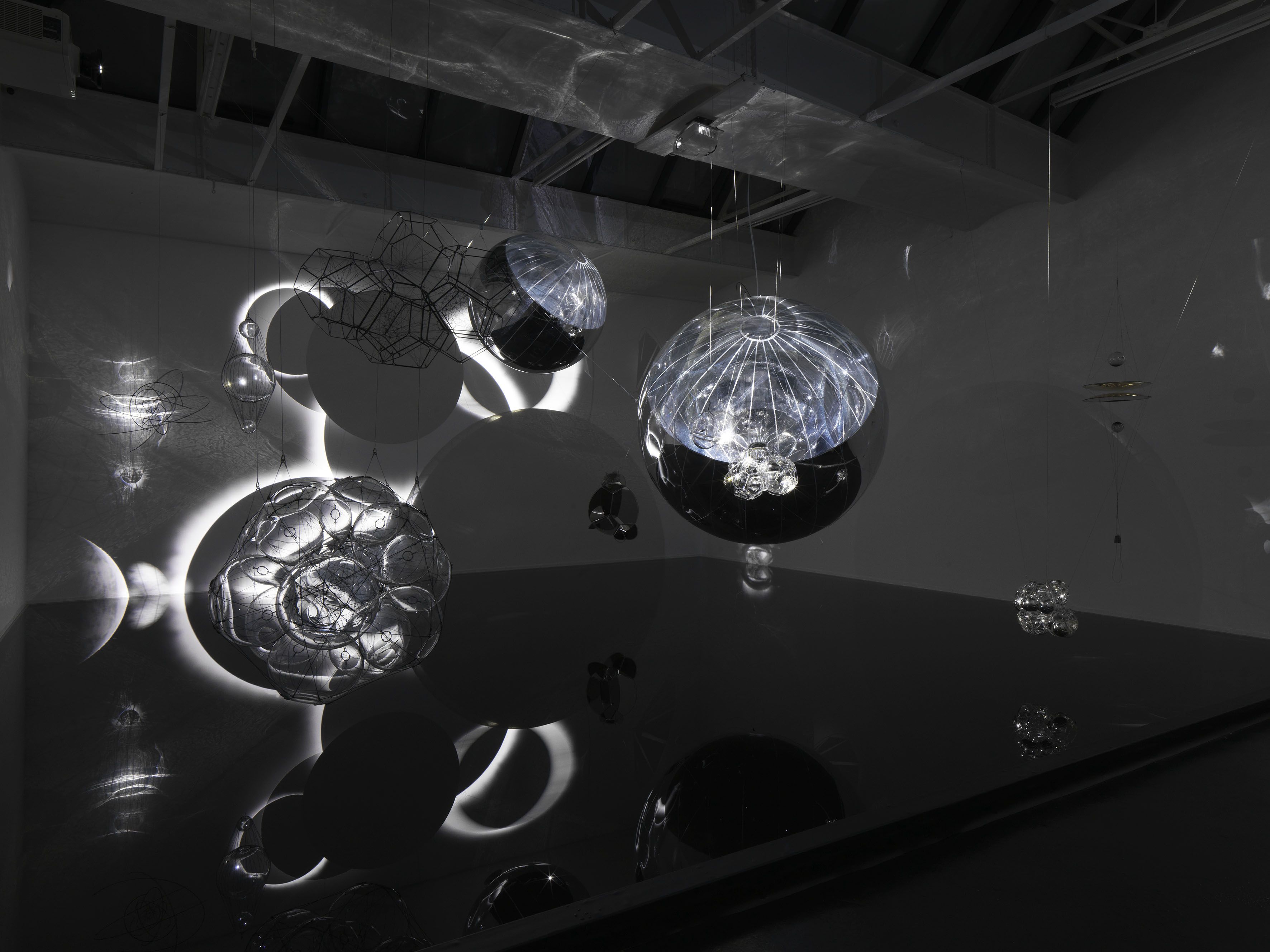 Tomás Saraceno, Tomás Saraceno at Neugerriemschneider, photo 2