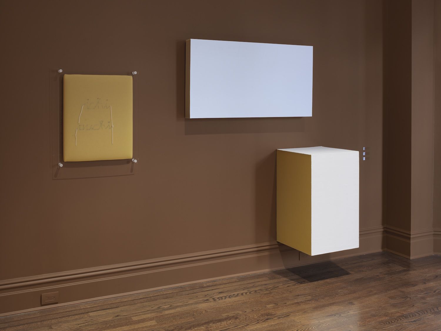 Rosemarie Trockel, Material at Sprüth Magers, photo 3