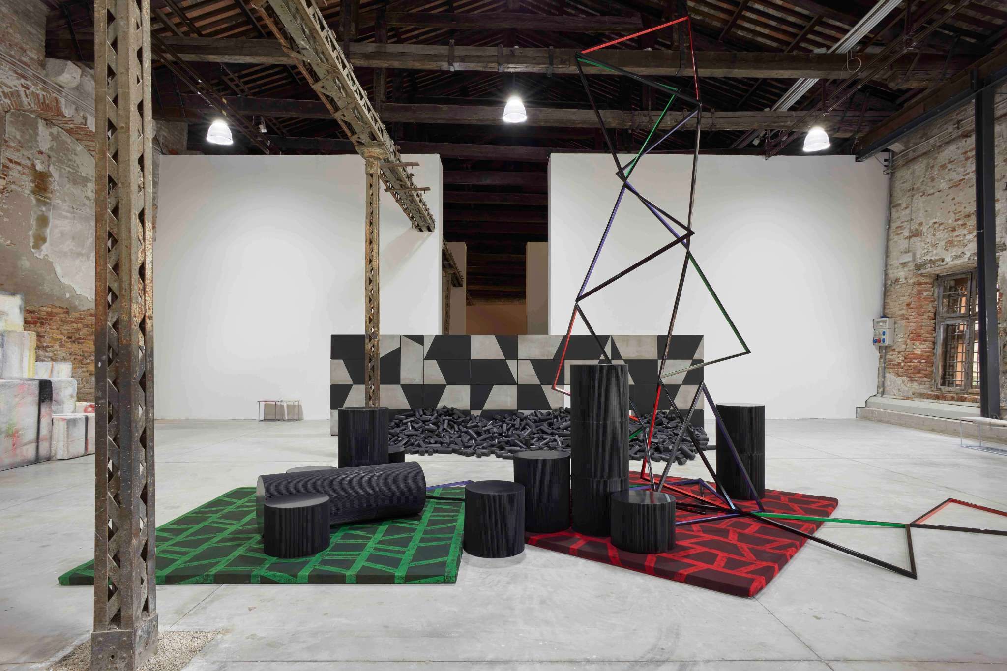 Eva Rothschild, The Shrinking Universe at Irish Pavilion, photo 2