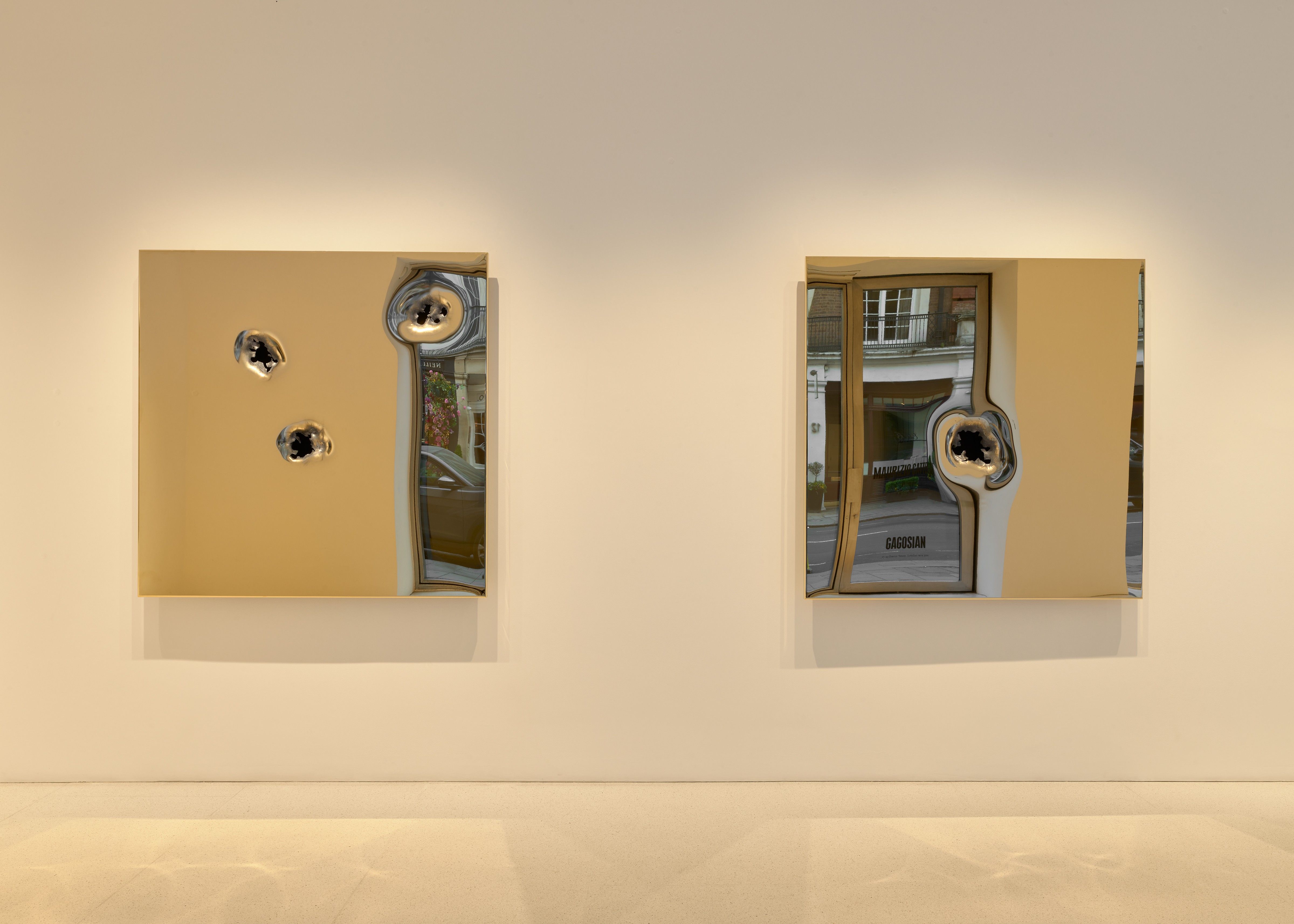 Maurizio Cattelan, Bones at Gagosian, photo 2