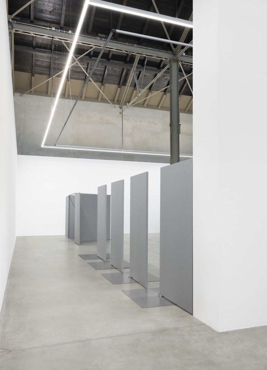 Charlotte Posenenske, Die Serie E at Mehdi Chouakri - Wilhelm Hallen, photo 3