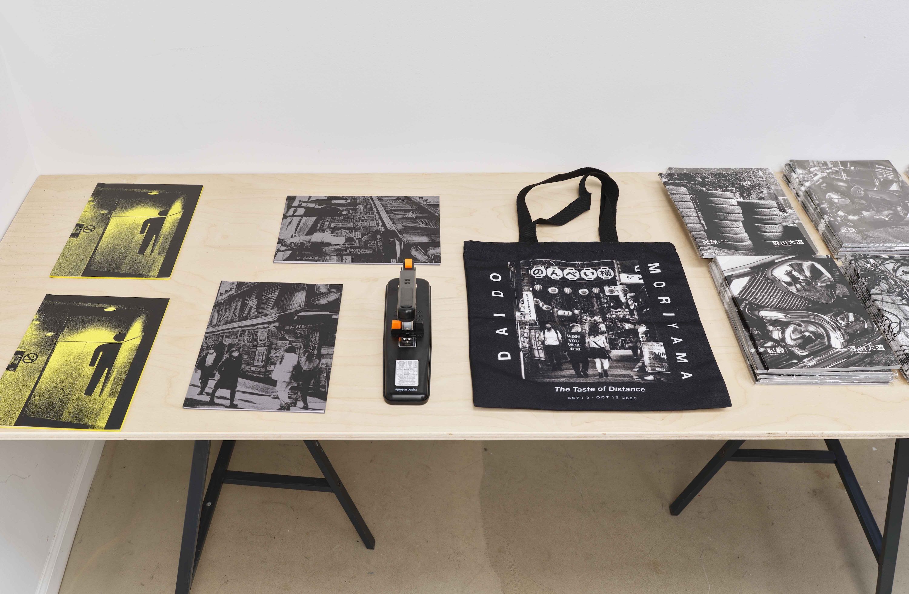 Daido Moriyama, The Taste of Distance at Long Story Short, photo 12