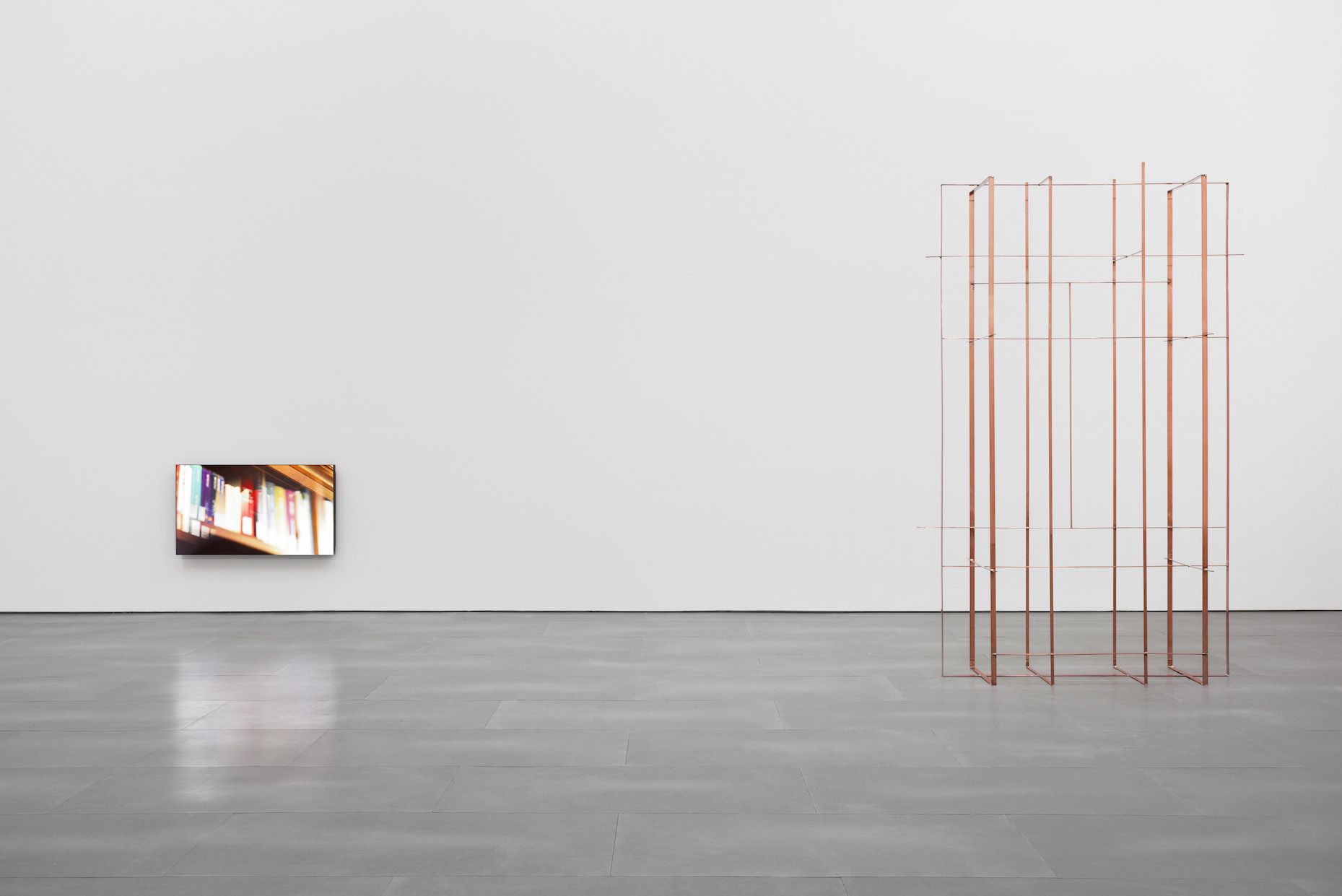Tarik Kiswanson, The Reading Room at Carlier Gebauer, photo 3