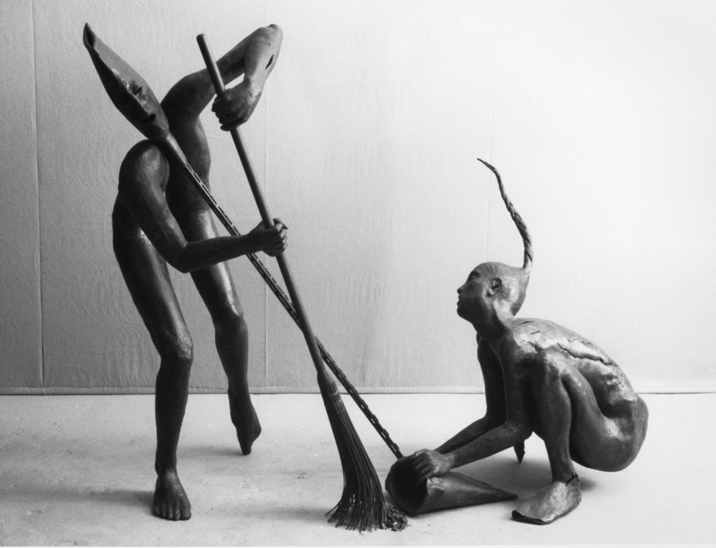 Robert Taplin, Selections from Three Series 1985-2024 at New York Academy of Art, photo 2