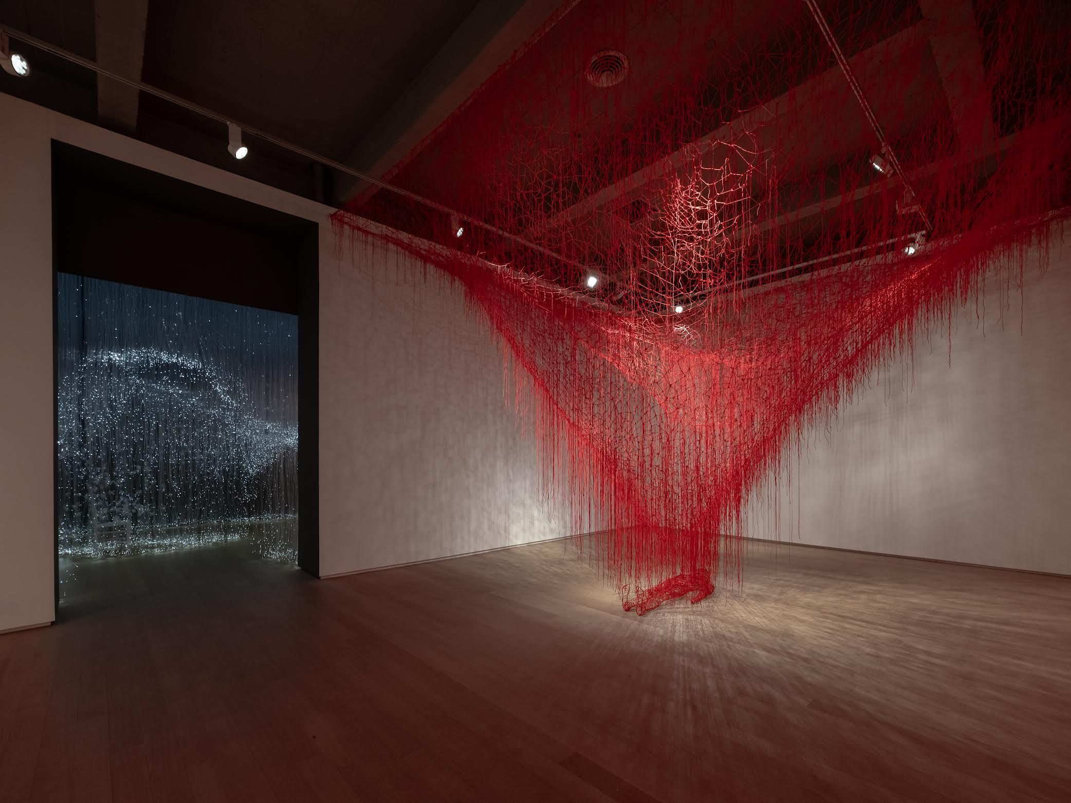 Chiharu Shiota, Echoes Between at Templon, photo 2