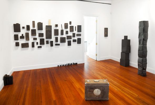 Henry Taylor, Henry Taylor at Blum & Poe, photo 7
