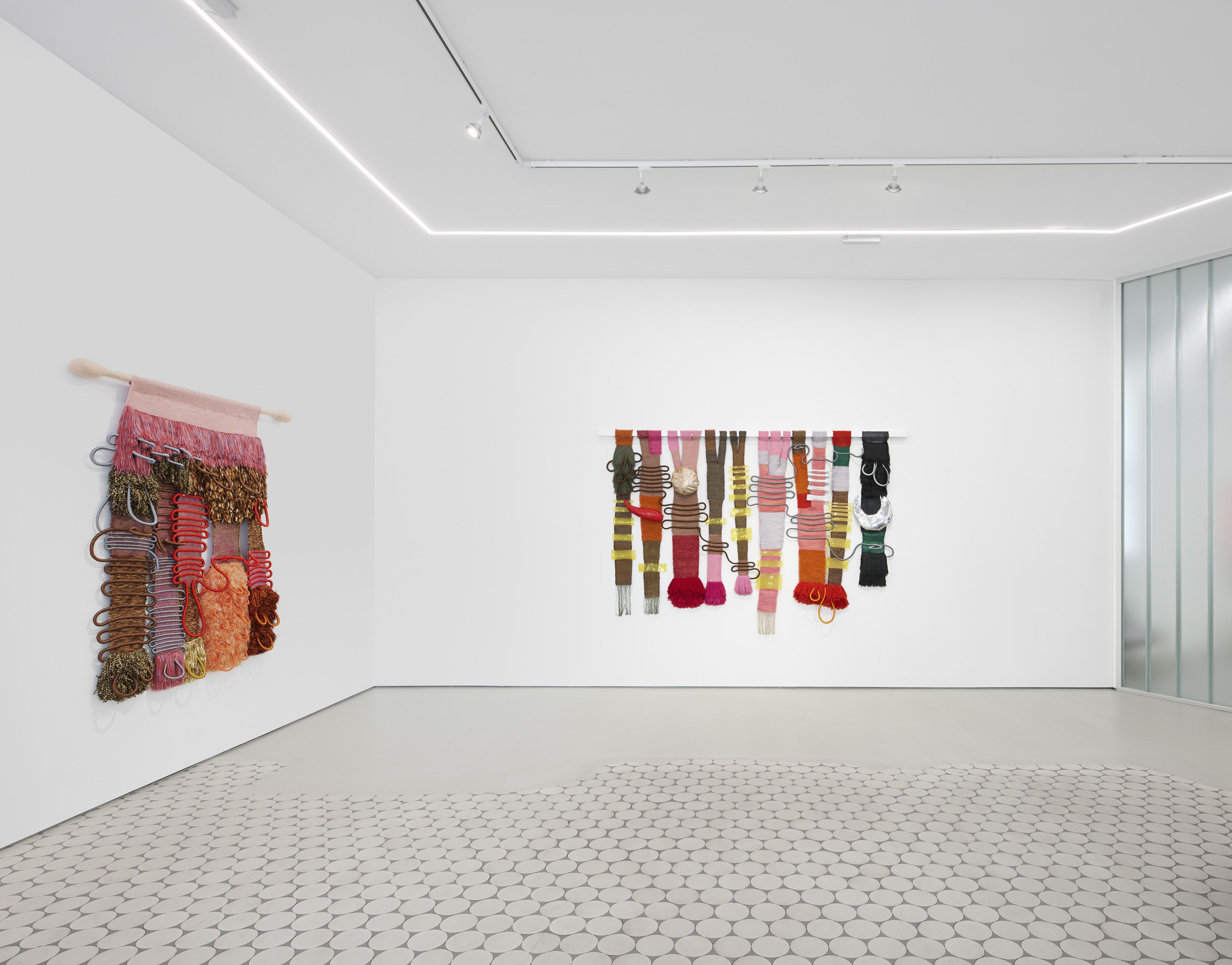 Desire Moheb-Zandi, Cross Over at Wentrup, photo 2