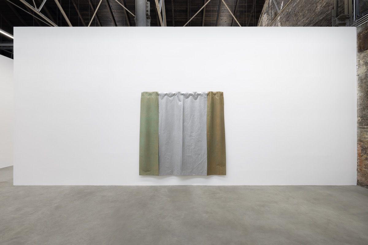Fredrik Værslev, Curtain Bangs at Mehdi Chouakri - Wilhelm Hallen, photo 10