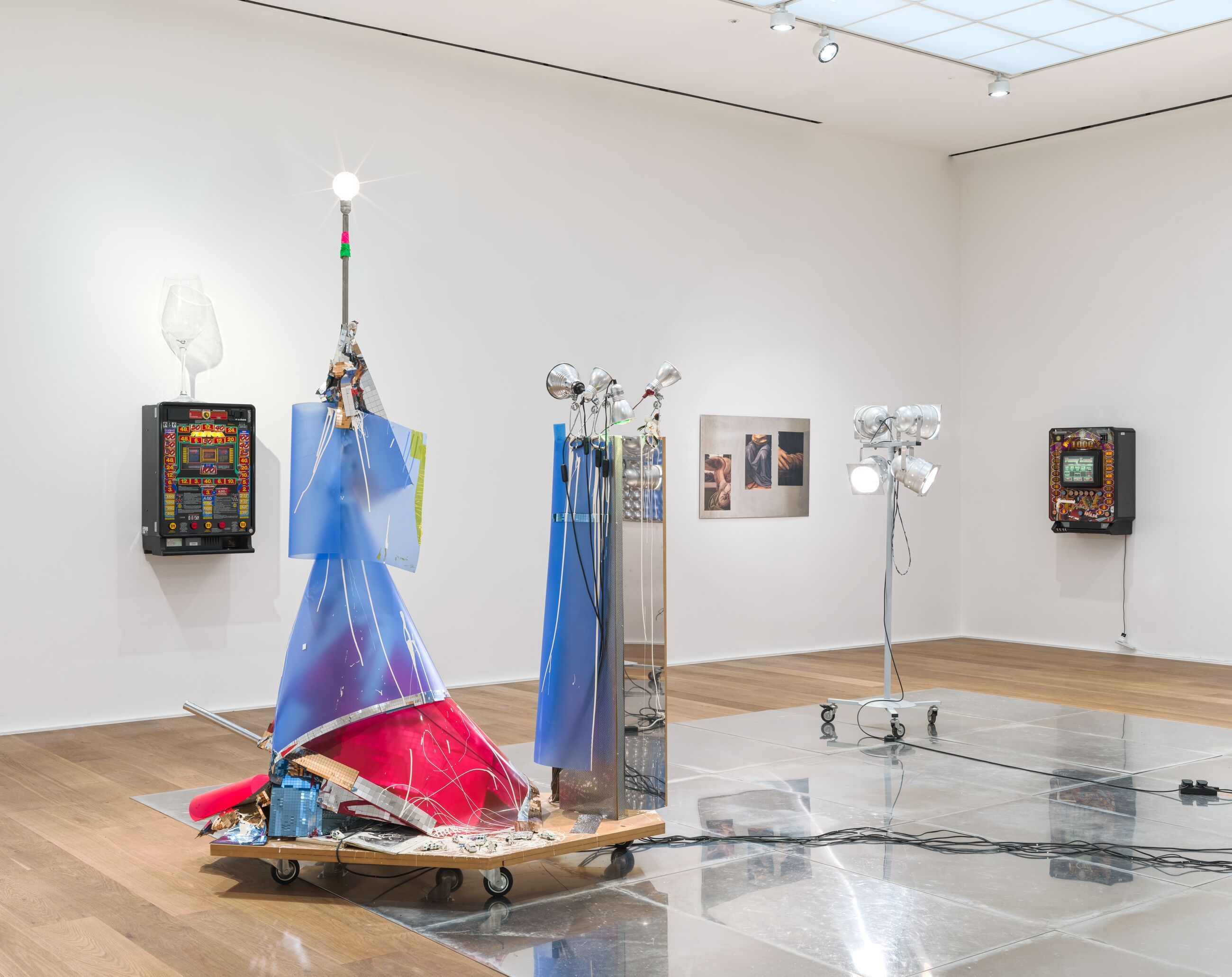 Isa Genzken, Wasserspeier and Angels at Hauser & Wirth, photo 2