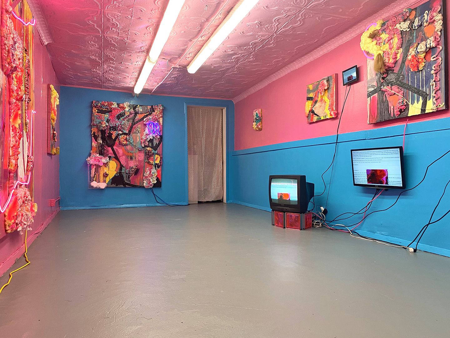 Judy Giera, ‘til the Moon Turns Pink at Spantzo, photo 2