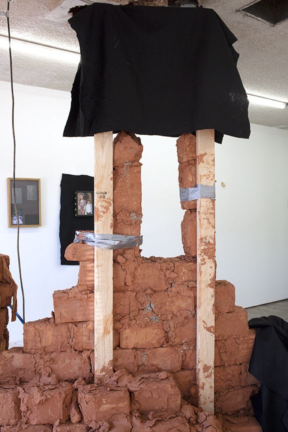 Phil Davis, Never at Phil Gallery, photo 3
