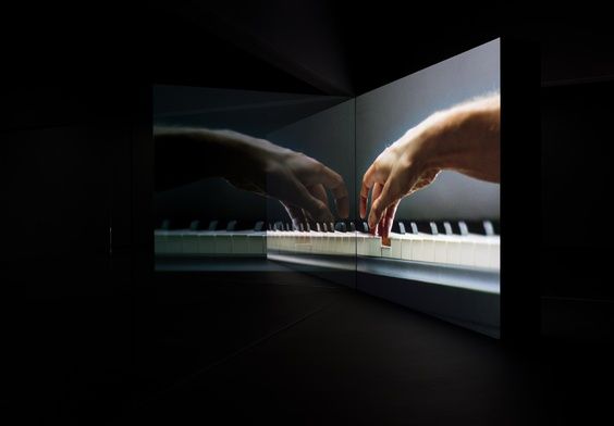 Anri Sala, Take Over at Esther Schipper, photo 2