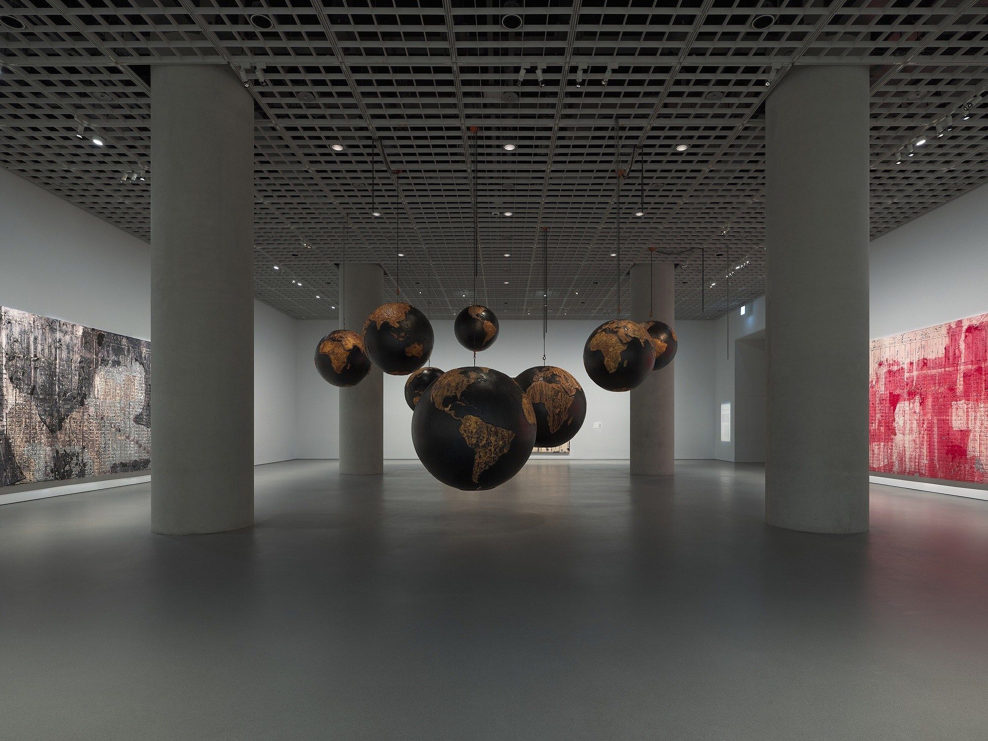 Mark Bradford, Keep Walking at Amorepacific Museum of Art, photo 2