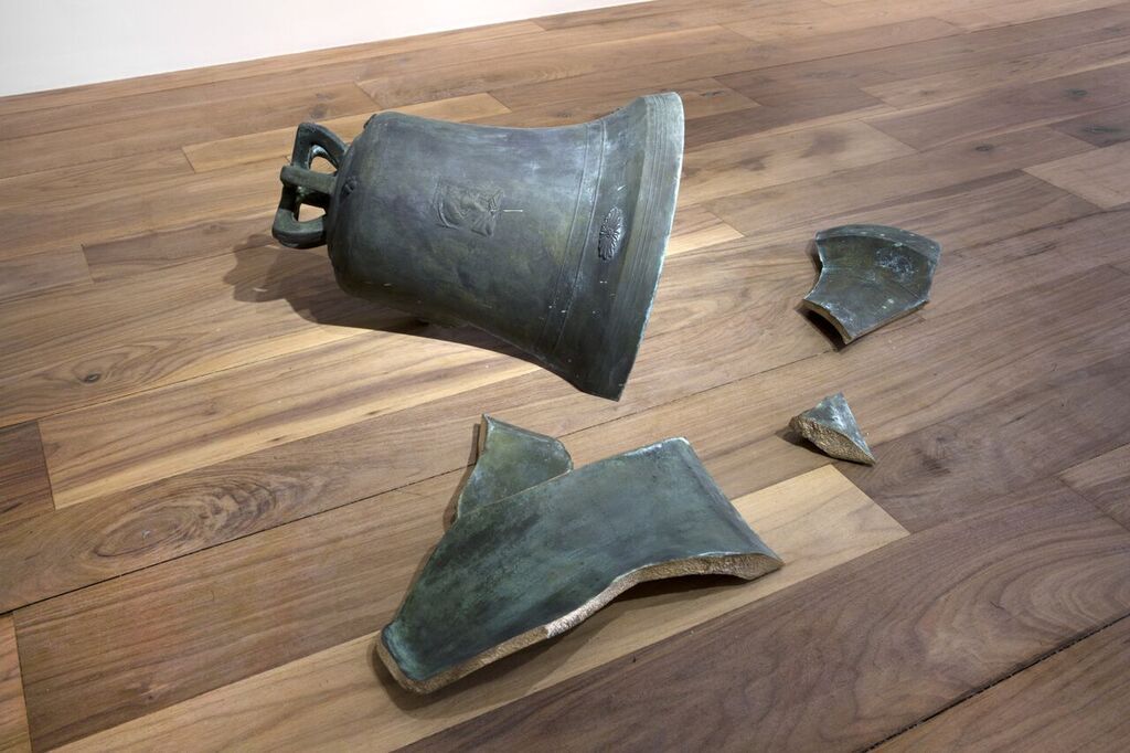 Latifa Echakhch, Spring and Fall at Kamel Mennour, photo 2