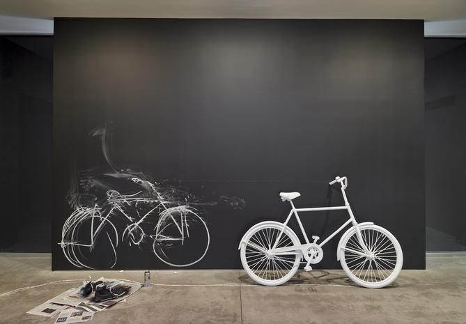 Robin Rhode, Robin Rhode at Lehmann Maupin, photo 2