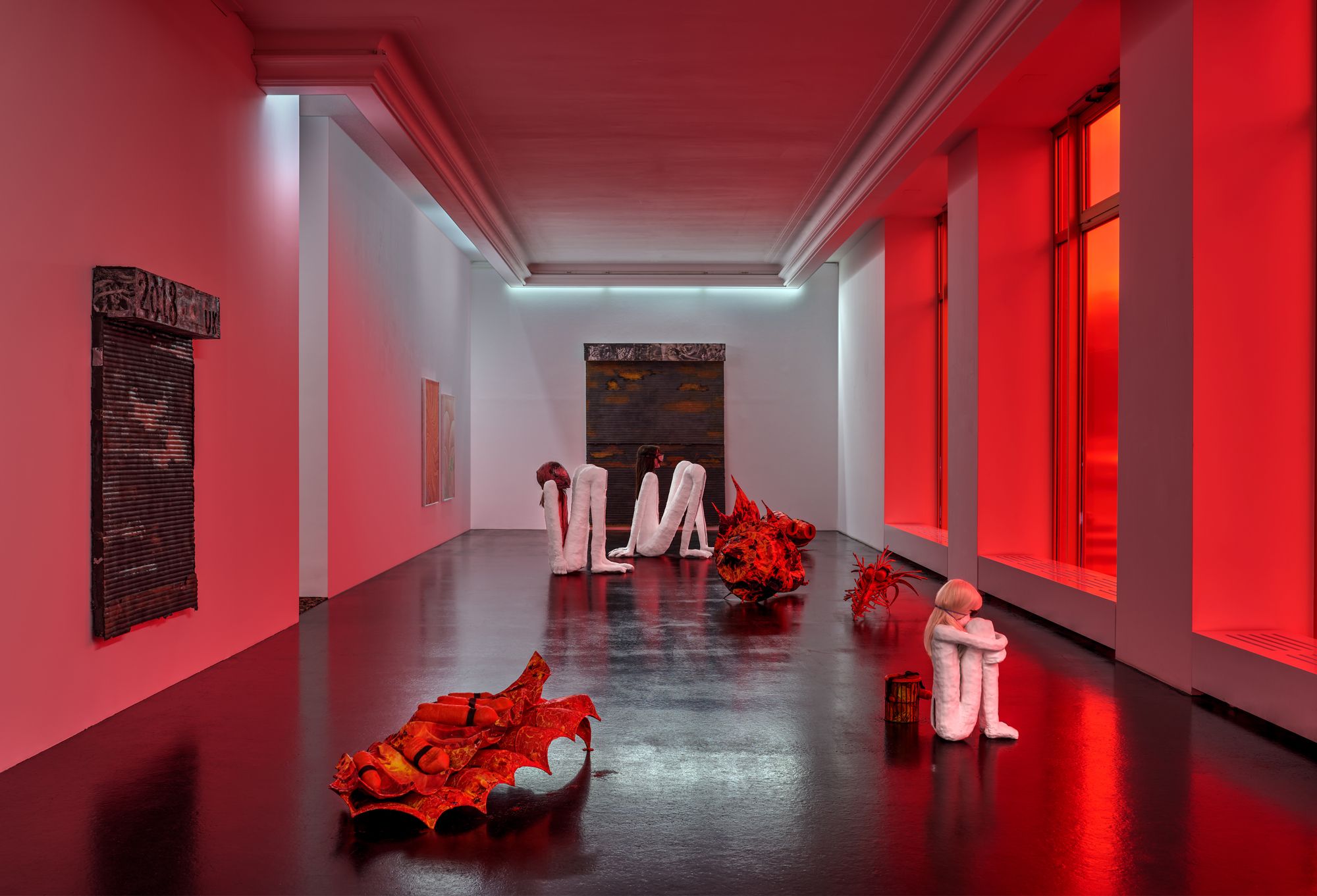 Rebecca Ackroyd, The Mulch at Peres Projects, photo 4