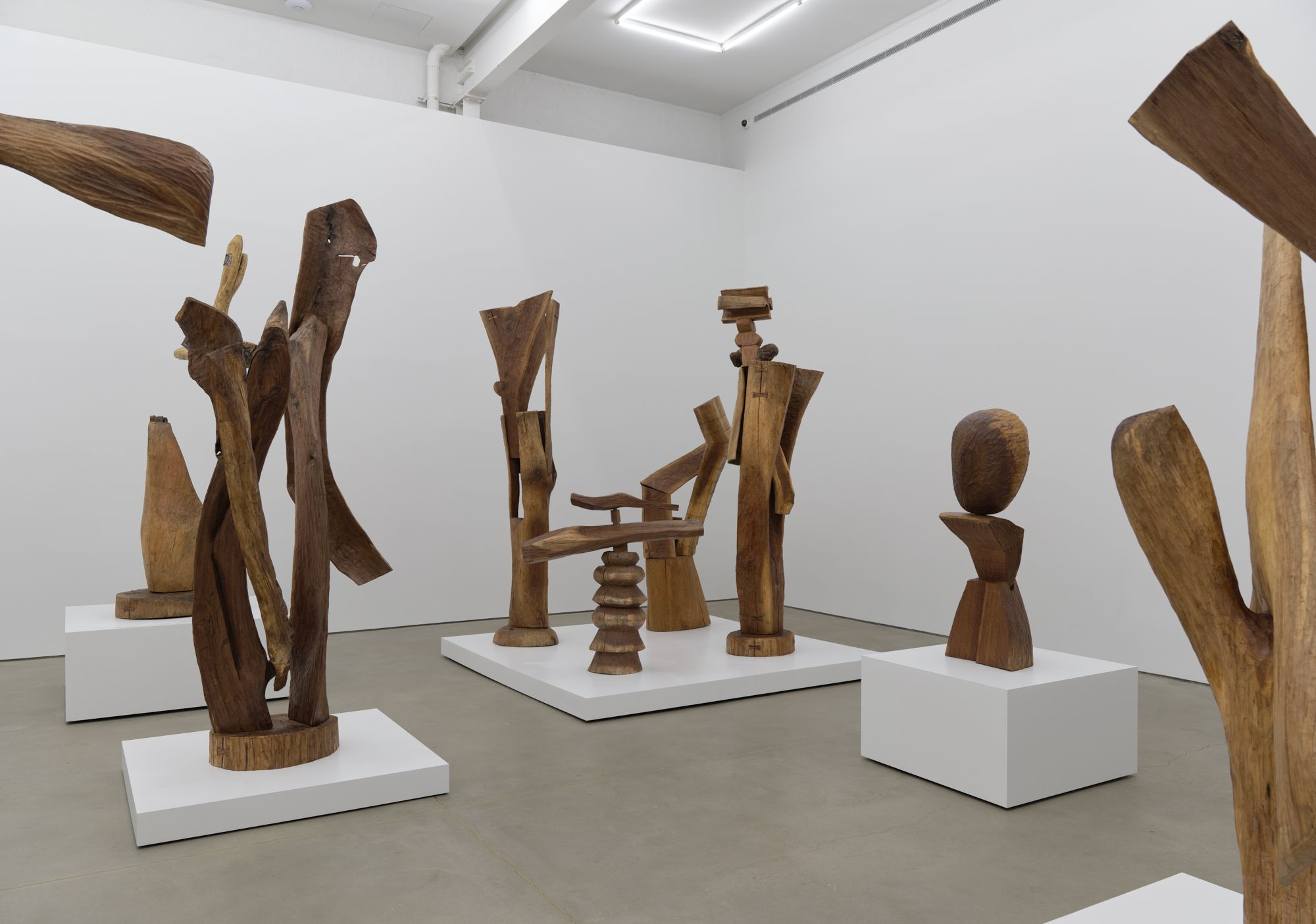 Thaddeus Mosley, Recent Sculpture at Karma, photo 9
