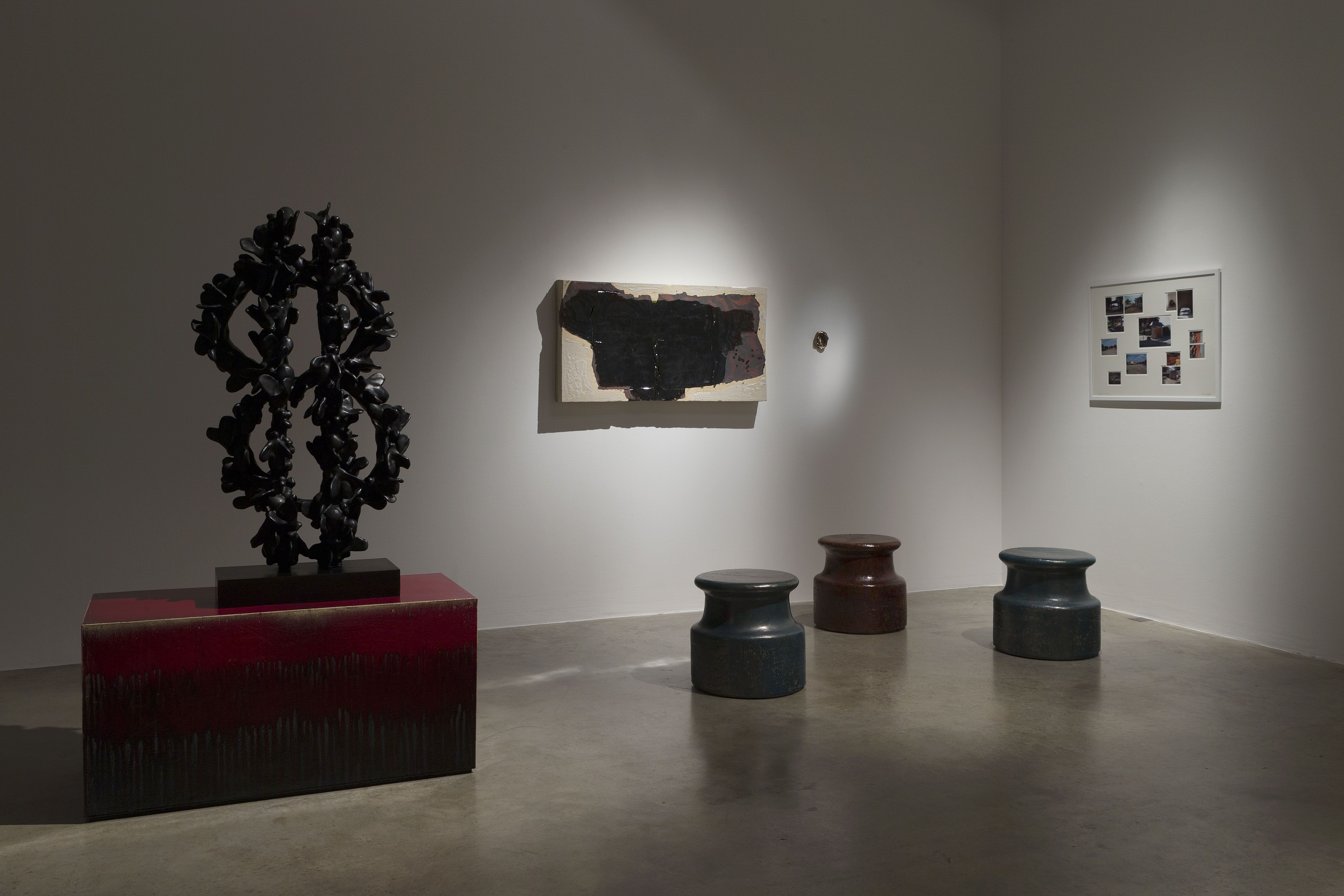 Johan Creten, Sunrise/Sunset at Perrotin, photo 4