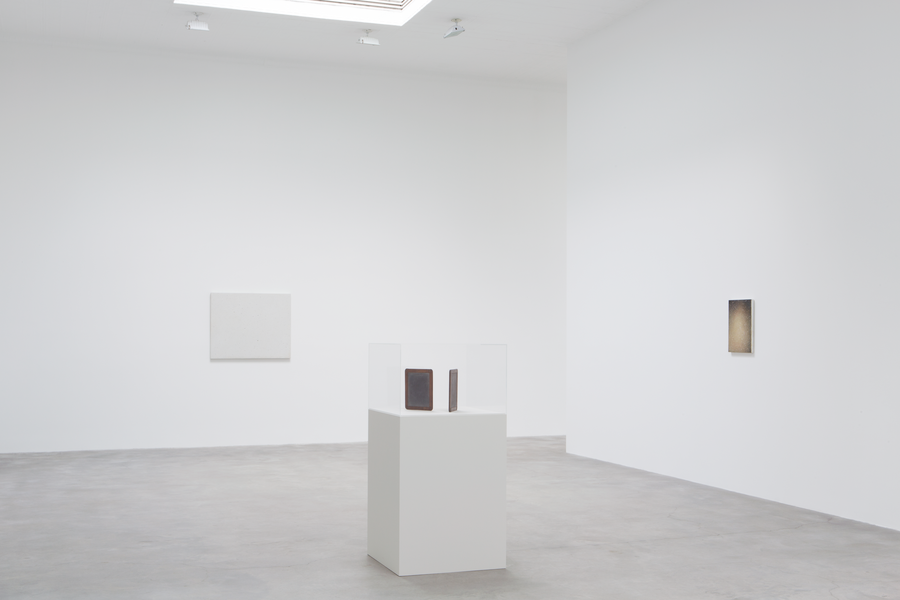 Vija Celmins, Vija Celmins at Matthew Marks, photo 7