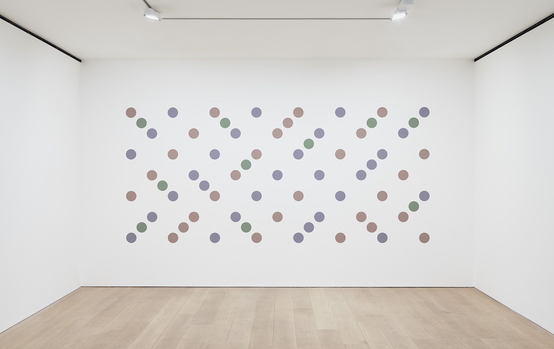 Bridget Riley, Recent Paintings 2014 – 2017 at David Zwirner, photo 9