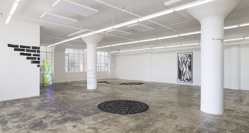 Mira Dancy, Herfugue at Joan, photo 6