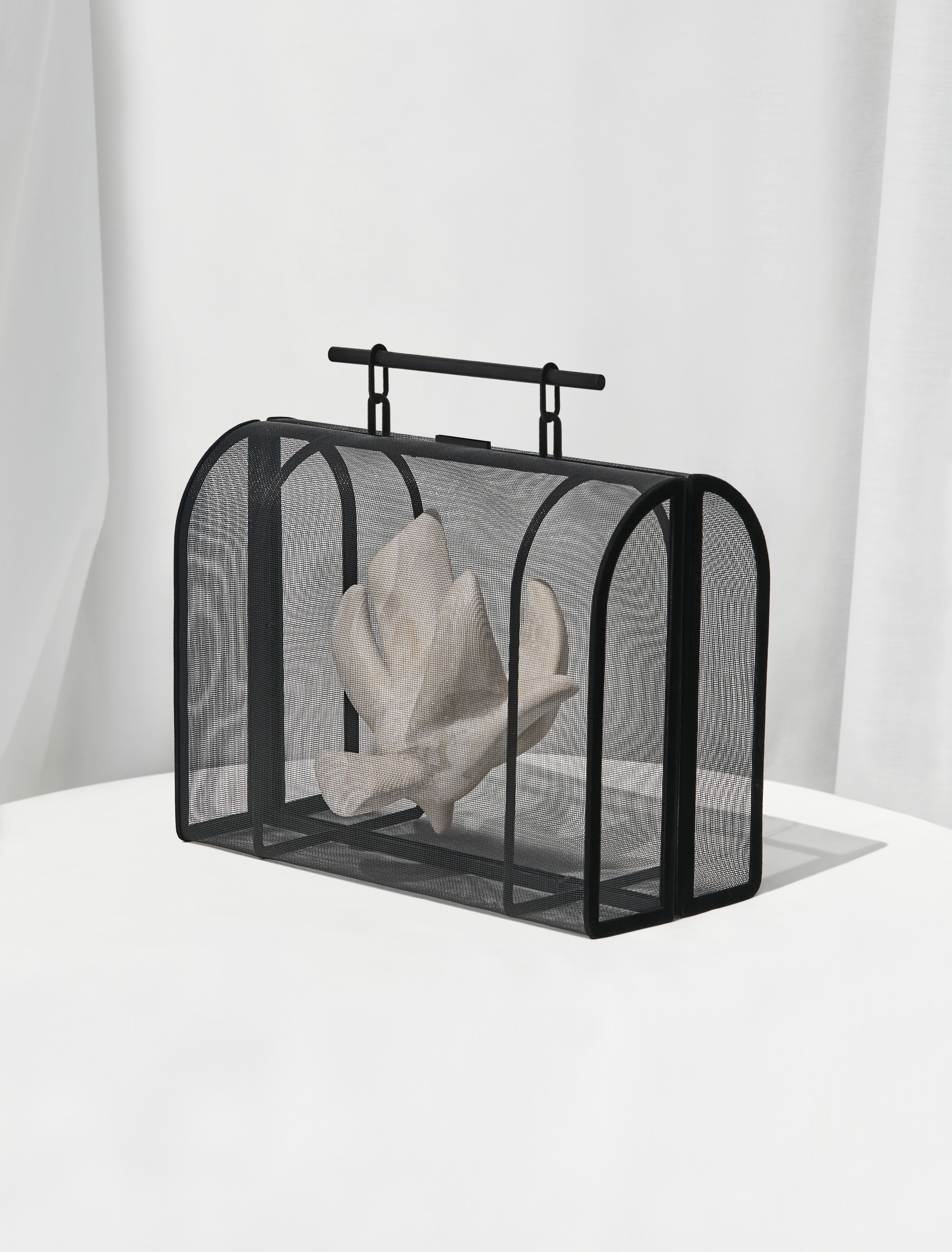 Anastasia Komar, Gild at Swivel Gallery, photo 2