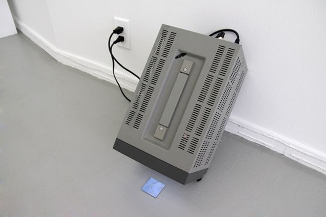 Seth Cluett, The Persistence of Traces at Audio Visual Arts, photo 3