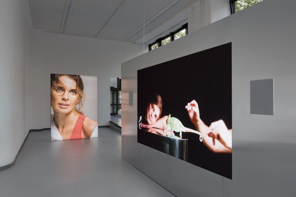 Simon Fujiwara, Joanne at Galerie Wedding, photo 4